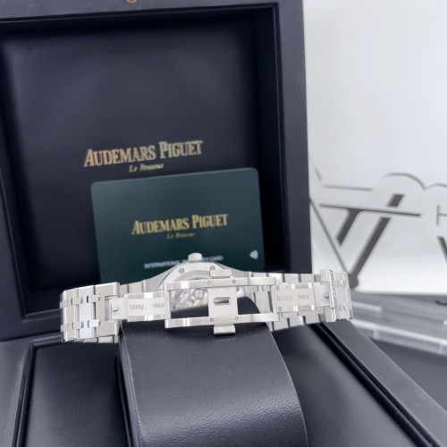 Audemars Piguet  Royal Oak Series 26574st  41mm Caliber New 2023 Complete Set